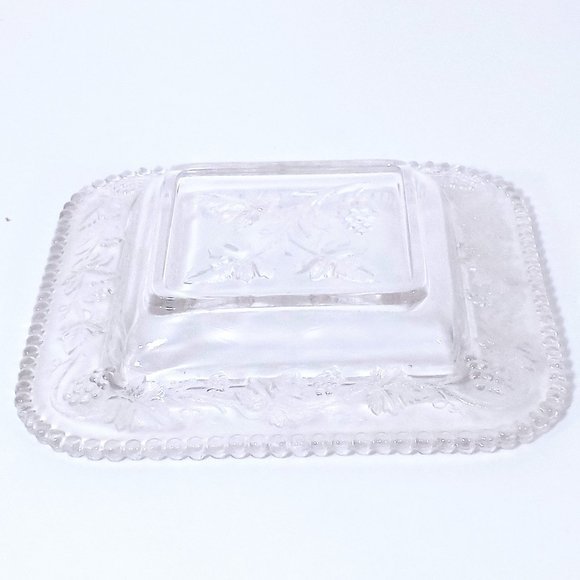 Vintage Pressed Glass Covered Plate‎ with Berry Vines and leaves  #1016 - Picture 11 of 11